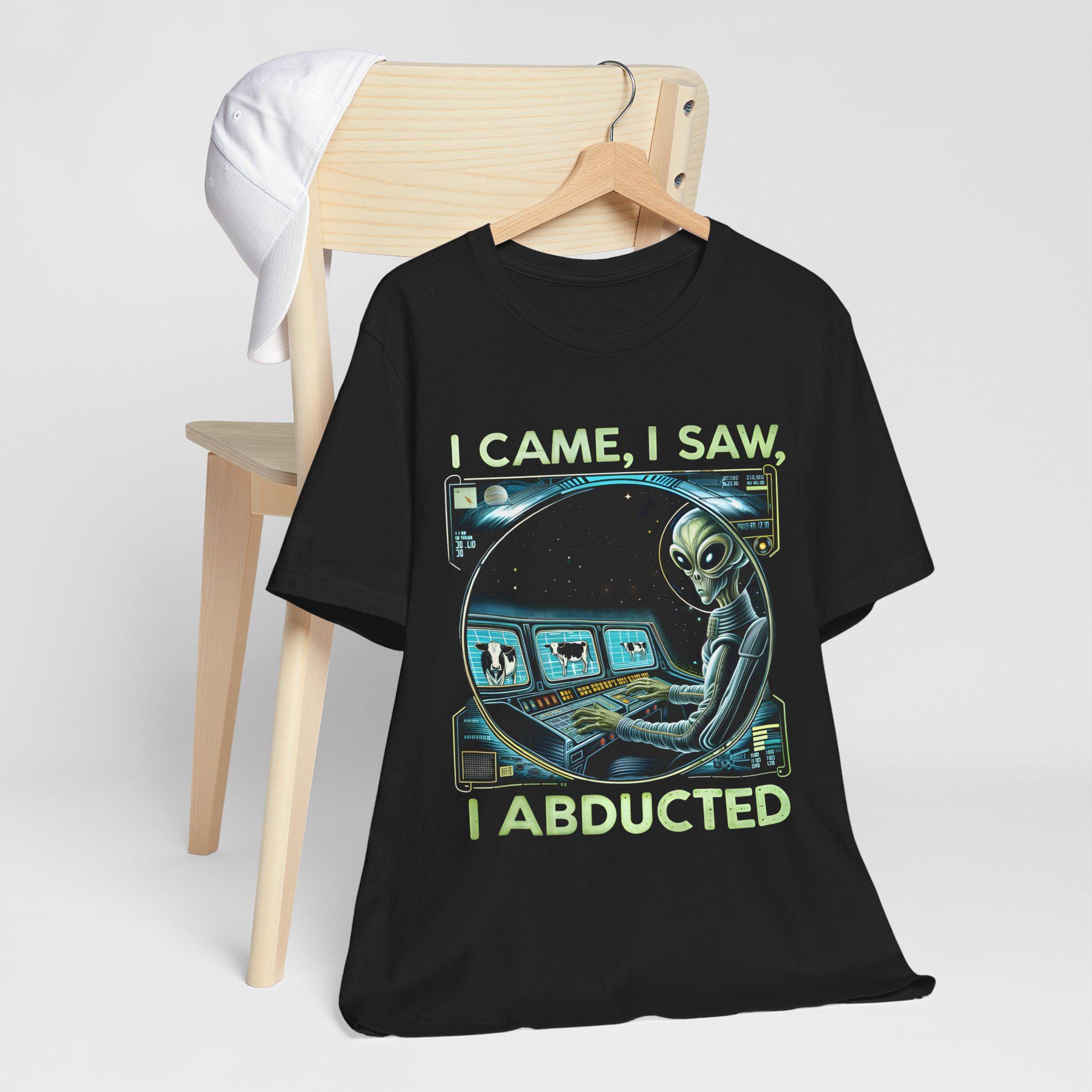 Funny Alien Abduction Graphic Tee, Sci-fi UFO T-shirt - Etsy