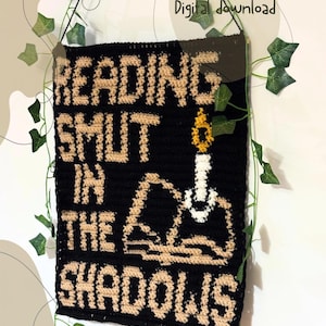Patron au crochet : livre et bougie à accrocher au mur - Dark Academia Decor (téléchargement du patron PDF