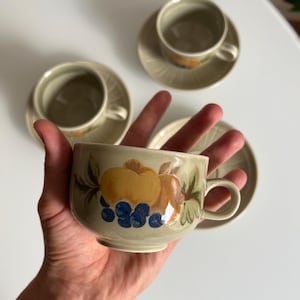 Set of 3 vintage DDR era Tea Cups by Colditz Porcelain