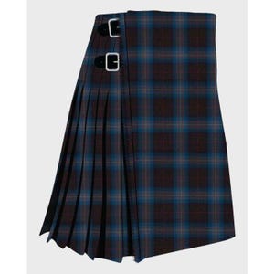 Clan Skirl Tartan Kilt for Men | Custom Scottish Kilt | Handmade Highland Wear | Traditional Skirl Clan Tartan Kilt