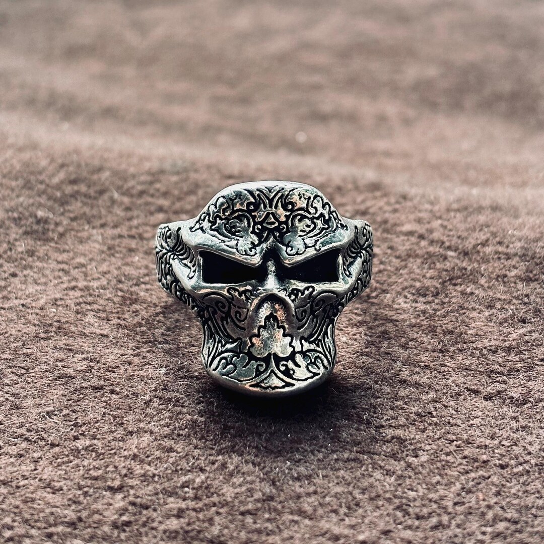 Skull Rings Men's Skull Ring: Gothic Biker Engraved Silver Jewelry - Etsy