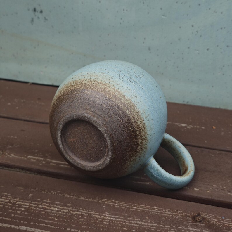 Anpassad keramikmugg med husdjursporträtt, handgjord kaffekopp med spräcklig glasyr, personlig namngåva bild 8