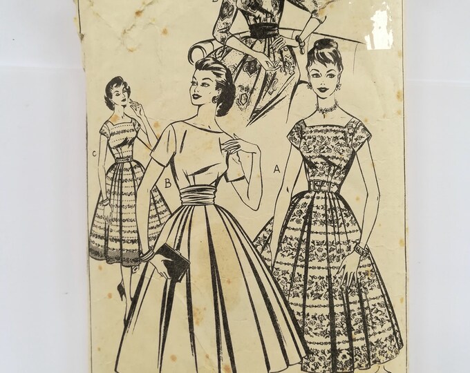 50s Dress Sewing Pattern Style Full Skirt Dress 50s Dress Pattern Style ...