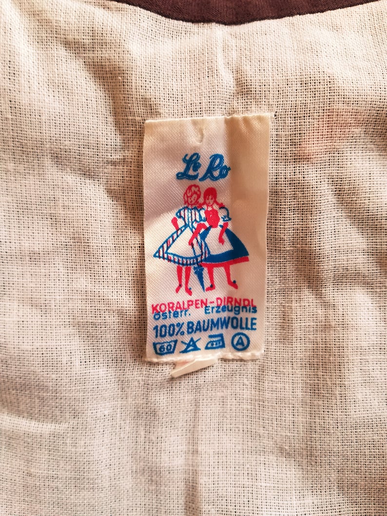 Dirndl Kleid Braun Trachtenkleid mit Blumenstickerei Balkonett Ausschnitt Größe M Deutsches Folklore Kleid Braun Blumen für Folklore Hochzeit Bild 8