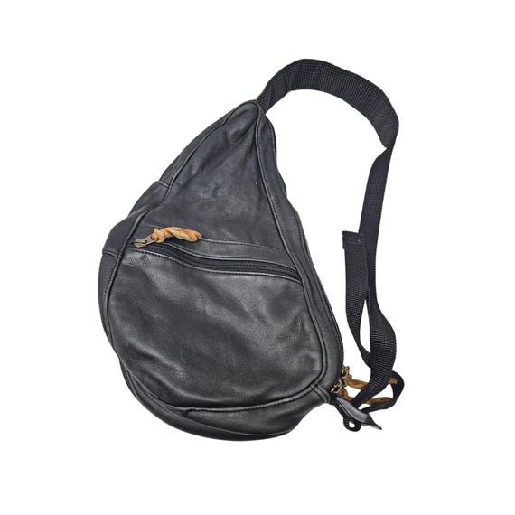 L.L. Bean Ameribag Black Leather Sling Backpack Gorpcore  display picture 2