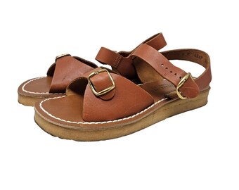 Vintage 80s L.L. Bean 6 Brown Leather Sandal Gorpcore Casual Coastal Camp