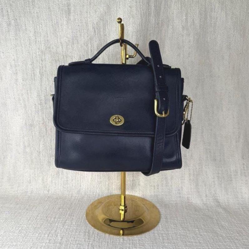 オールドコーチ Vintage COACH 9870 レザー　トップハンドル 紺 オールドコーチ Vintage COACH 9870 レザー トップハンドル 紺