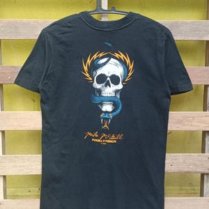 Vintage 80s powell peralta t-shirt skateboard shirt black colour medium size