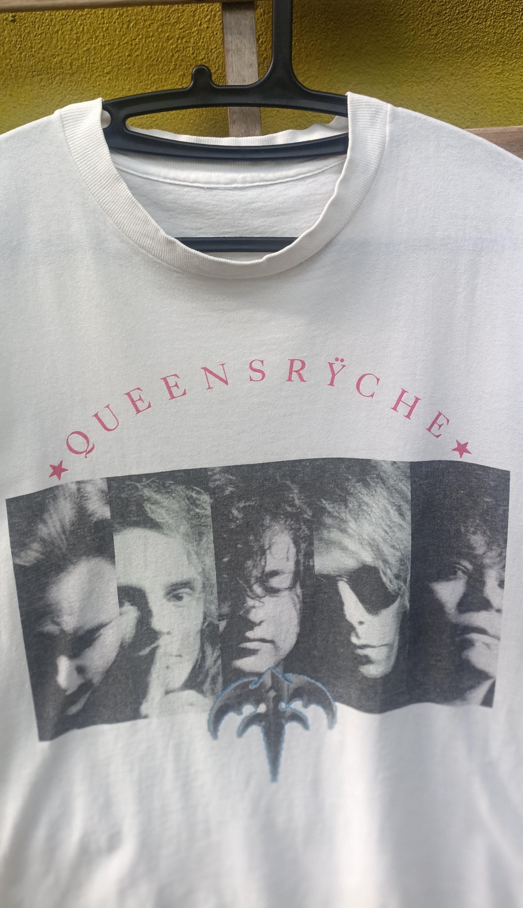 Vintage Queensrÿche T-shirt: 1990-91 World Tour, Medium - Etsy