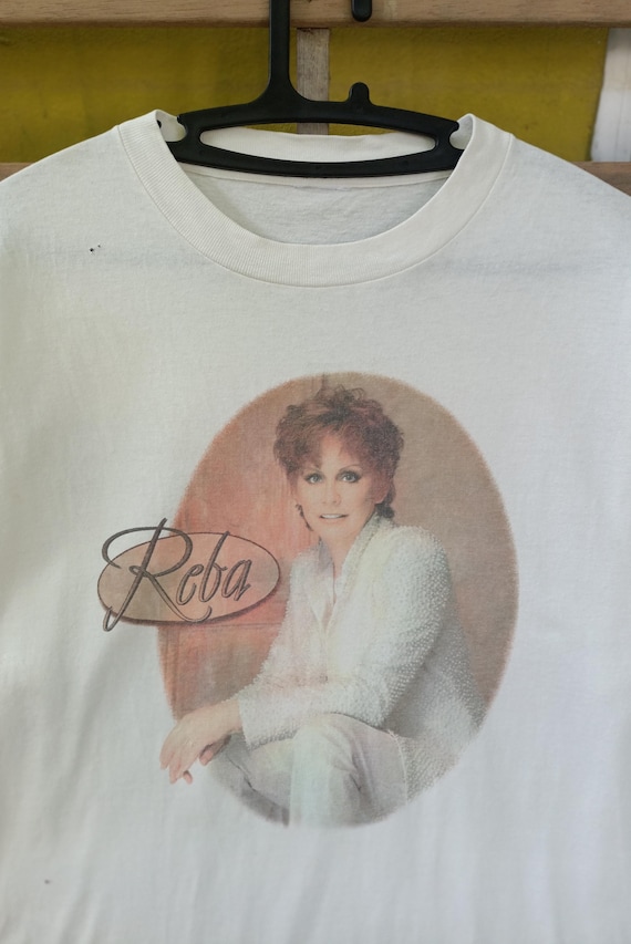 Vintage 90s Reba Mcentire Band on Tour T-shirt White Colour Medium