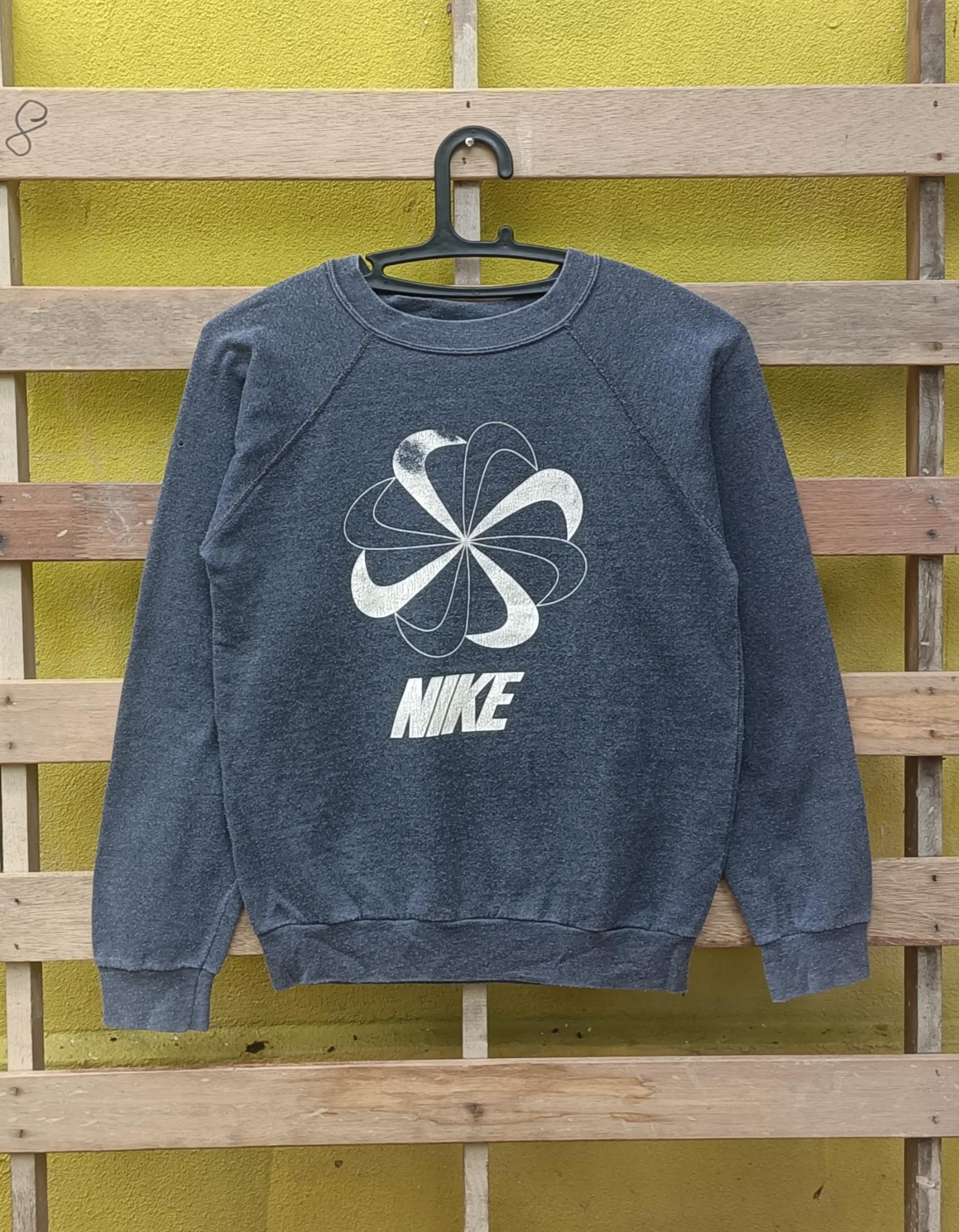 Vintage 70s 80s Nike Pinwheel Sweatshirt Pullover Nice Design Big