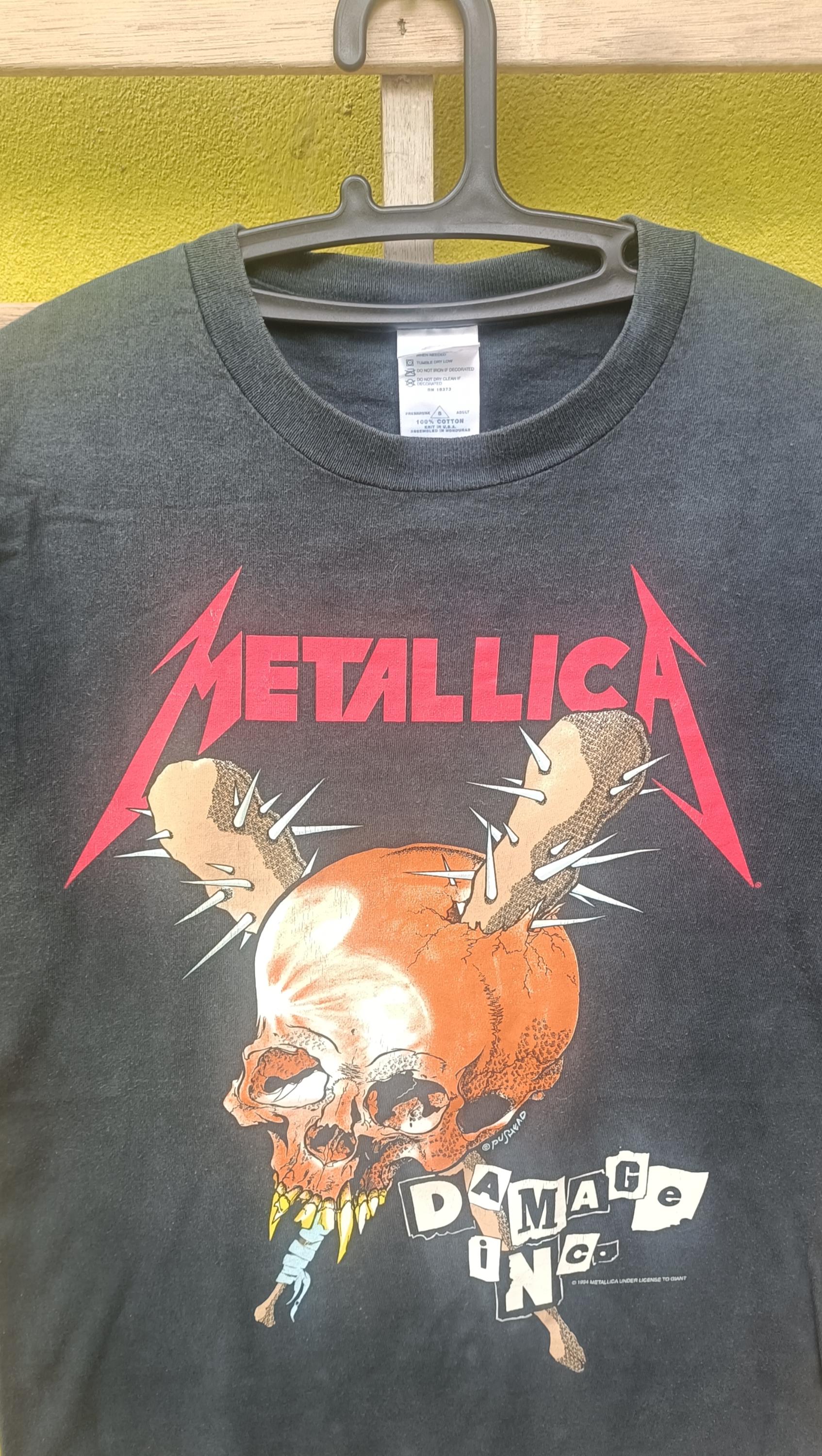 Vintage 90s Metallica T-shirt American Heavy Metal Band Nice