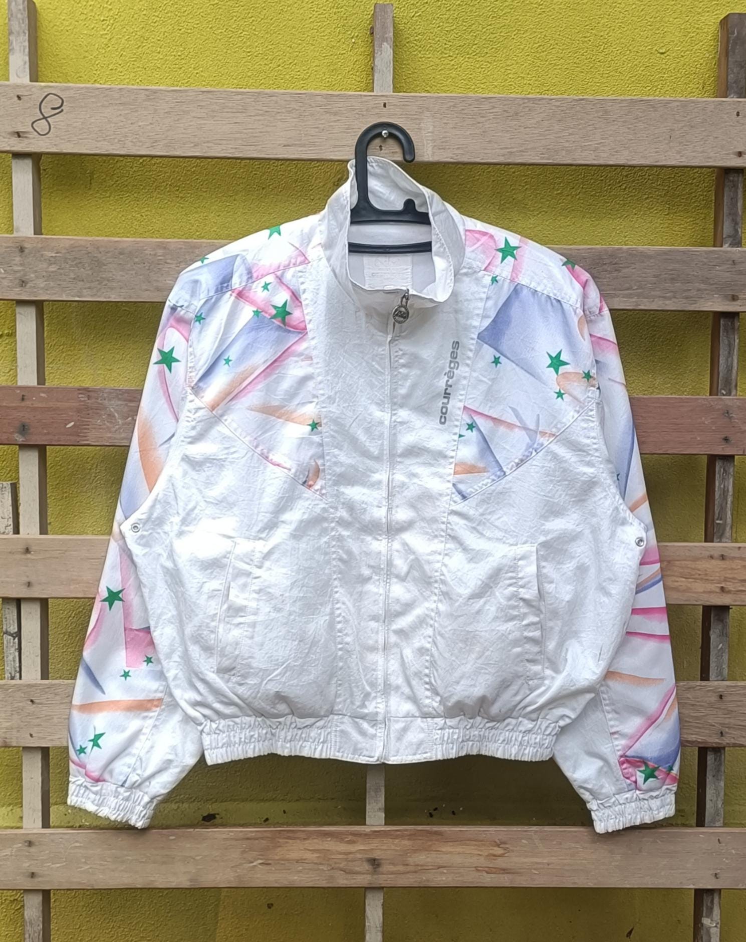 Courrèges, Vintage Courreges sweater windbreaker(women) nice design full zipper white colour medium size