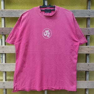 Vintage Jimmy&#39;z skateboarding  t-shirt nice design pink colour medium size