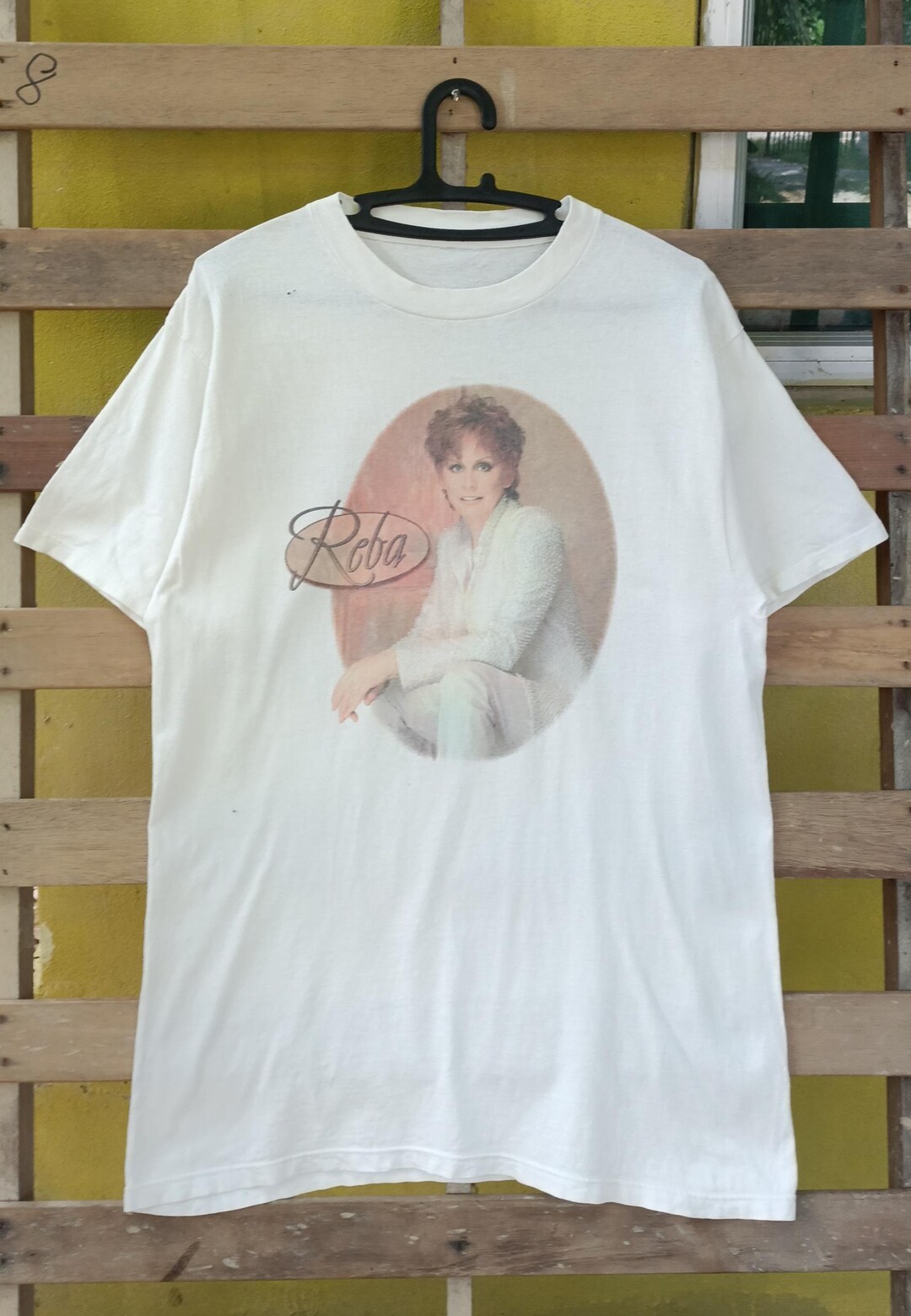 Vintage 90s Reba Mcentire Band on Tour T-shirt White Colour Medium