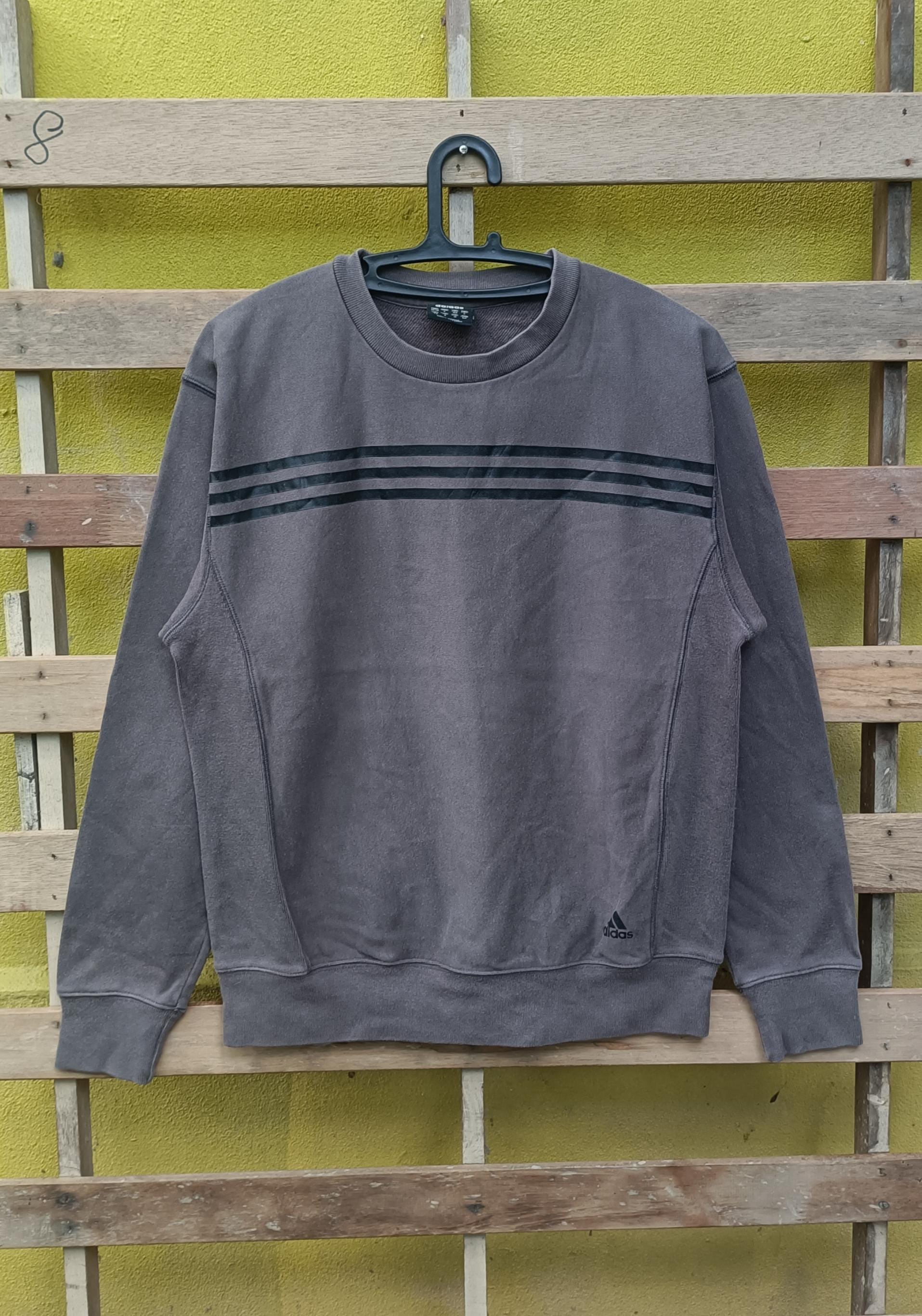 pull sweat Adidas vintage couleur marron taille moyenne