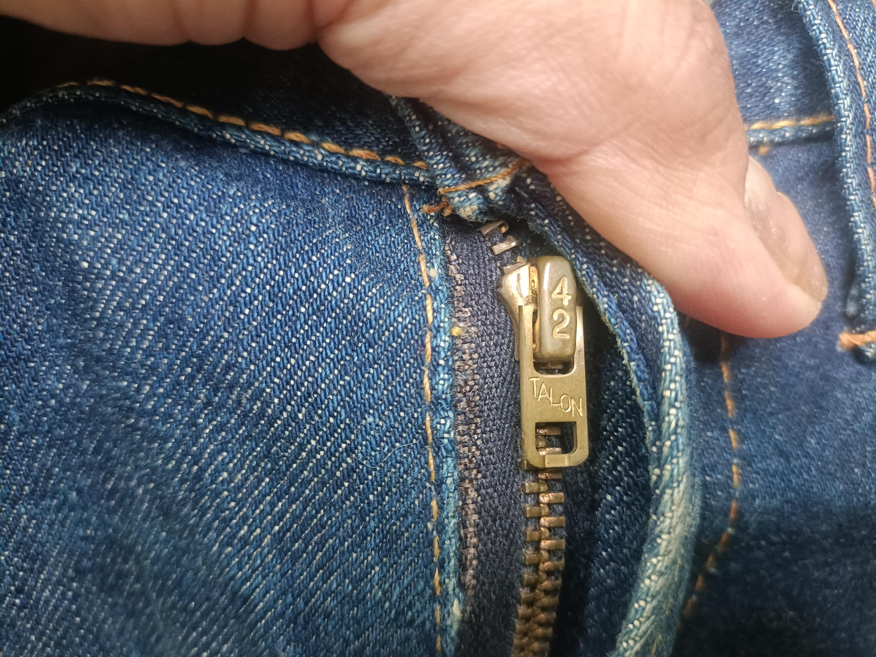 Vintage 70s Levi's 805 Blue Denim Jeans Stamp Button No8 - Size 31