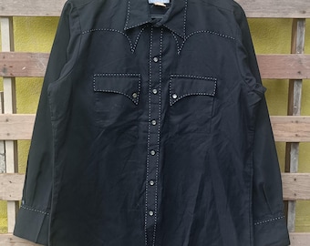 Vintage 80s Rockmount Ranch Wear Shirt Button Ups Nice Design