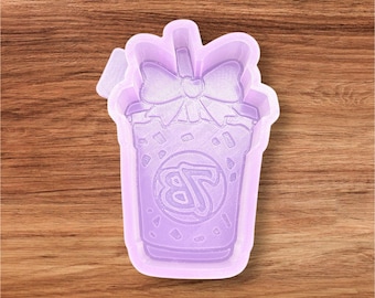 Coffee Cup w/Bow Freshie Mold!