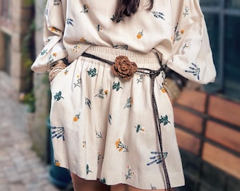 Linen-Blend Floral Print Elastic Waist Shorts with Relaxed Fit