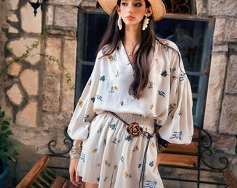 Linen-Blend Boho Floral Print Peasant Blouse with Balloon Sleeves