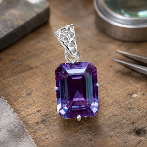 Natürlicher 18.60 CT Farbwechsel Alexandrit Zertifizierter Edelstein-Anhänger 925er Silber