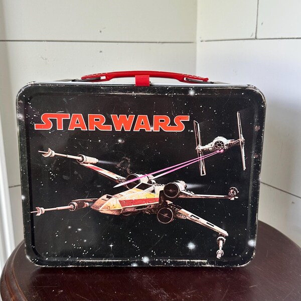 Vintage Star Wars Lunchbox with thermos