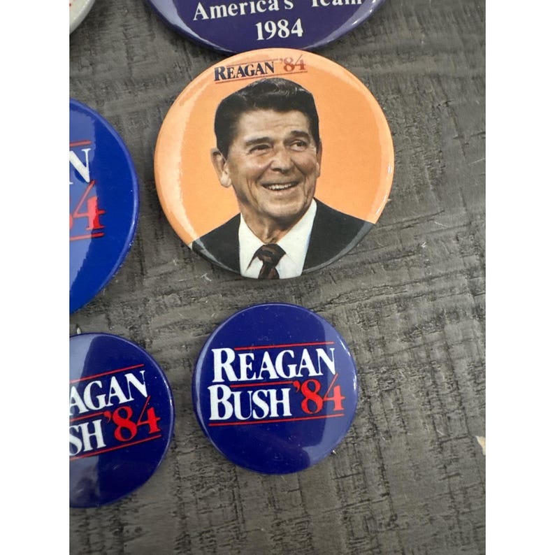 Vintage Reagan Bush 84 Campaign Button Pin back Lot Ronald Reagan America lot #2 image 6