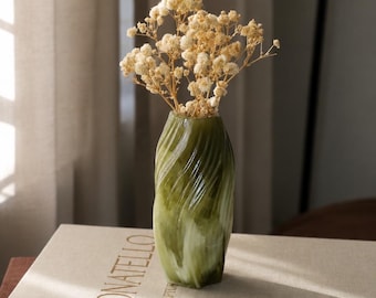 Vita | Handmade Sculptural Stem Vase - Small Floral Decor, Stem Vessel, Bud Vase, Bridesmaid Gift, Bridal Gift, Home Decor