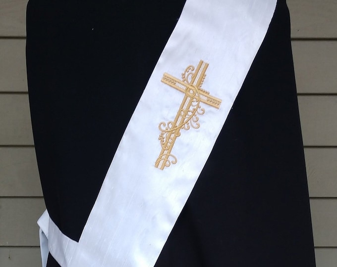 Deacon's Stole with Garden vine cross