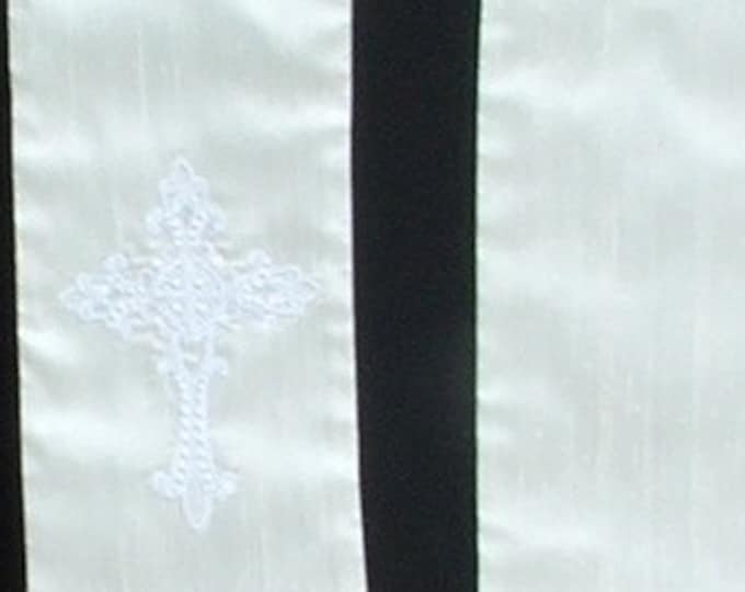 Clergy Stole, Vestment, White with Filligree Cross Design with leaf frame, Weddings