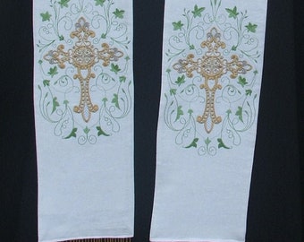 Clergy Stole, Vestment, White with Filligree Cross Design with leaf frame, Weddings MADE TO ORDER