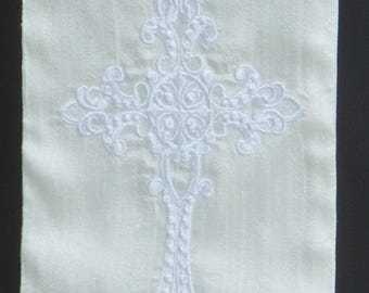 Clergy Stole, Vestment, White with Filligree Cross Design with leaf frame, Weddings