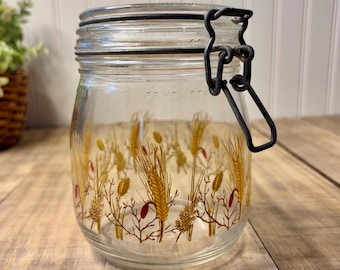 Arc France Glass Canister With Golden Wheat Design 3/4 L Vintage Kitchen Storage