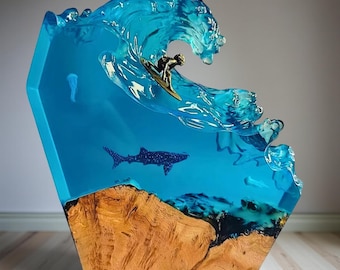 Lámpara de resina con forma de ola oceánica y ballena: escultura de ola hecha a mano con base de madera