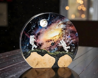 Lámpara de noche de resina con diseño de astronauta y exploración espacial: lámpara LED de madera maciza de epoxi