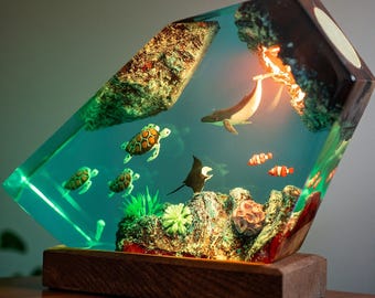 Lámpara de noche de resina con motivos marinos: Lámpara de escritorio LED con diseño de vida marina