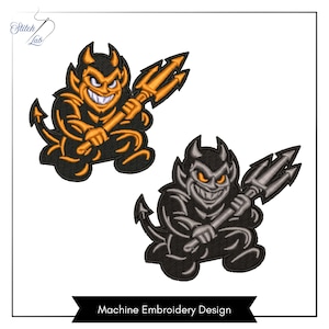 Puede incluir: Dos diseños de bordado a máquina con un personaje de diablo de dibujos animados sosteniendo un tridente. Un diseño está en tonos naranja y negro, mientras que el otro está en tonos gris y negro. Aparece el texto Stitch Lab y Machine Embroidery Design.