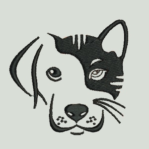 Puede incluir: Diseño bordado de una cara de perro y gato, dividida por la mitad. Un lado es un perro blanco y negro, el otro un gato blanco y negro. El diseño presenta ojos, narices y bigotes detallados, sobre un fondo gris claro.