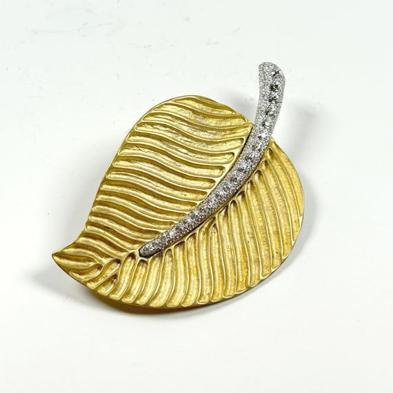 KJL Kenneth Jay Lane Rhinestone Leaf Brooch Brush… - image 1
