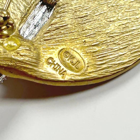 KJL Kenneth Jay Lane Rhinestone Leaf Brooch Brush… - image 5