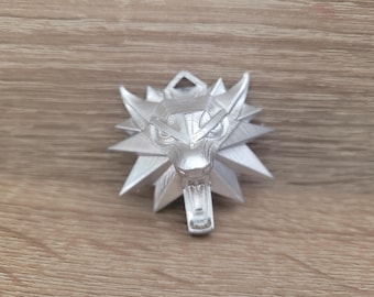 Medallón de brujo impreso en 3D / Colgante de la escuela del lobo / Regalo para gamers / Accesorio de cosplay