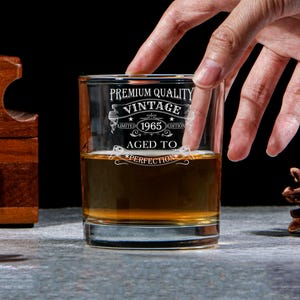 Vintage 1965 Engraved Whiskey Glass - 60th Birthday Aged to Perfection – 60 Year Old Gifts Bourbon Scotch Whisky Tumbler Glass & Coaster Set
