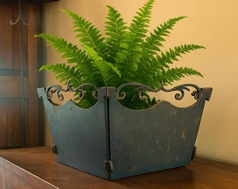 Maceta plegable de metal hecha a mano – Decoración rústica para jardín