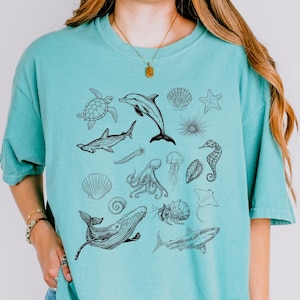 Comfort Colors T Shirt, Sea Animals 90s Vintage Style Tshirt, Ocean Animals Shirt, Unisex Adult Tee, Shark, Dolphin, Turtle, Shell, Seahorse