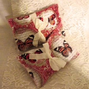 Saszetka z lawendą francuską Vintage French Market Butterfly Saszetka wykonana ręcznie Spokojny sen w nocy z tą saszetką z lawendą