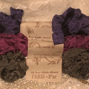 Scrunched Seam Binding ribbon, Crinkled Seam Binding Packaged Violette Gris ECS