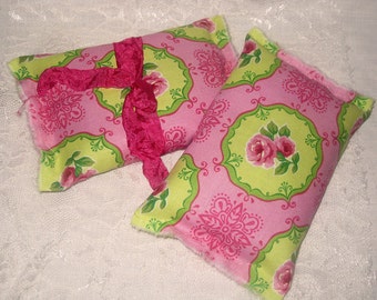 Lavender Sachet With 1 Full cup of Lavender Hot Pink Vintage French Floral Design With Seam Binding