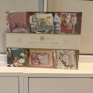 Anna Griffin Embossing, Cut & Craft Buch mit handgemachten Karten und Scrapbook-Seiten