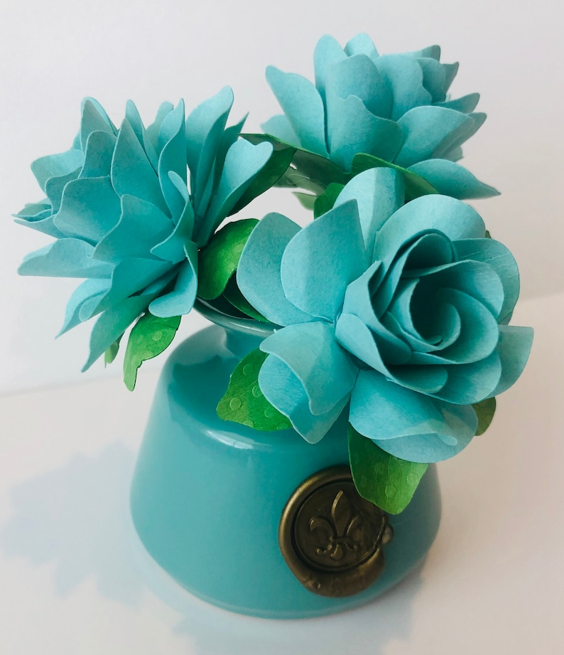 Shower favor Party Favor Hand Sculpted 3D Paper Flowers in Ceramic Vase Home Decor Mini Vase with Paper flower bouquet Center piece